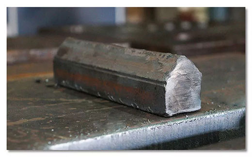 上6尊龙10米超长跨距无限回转数控坡口切割机切割样件